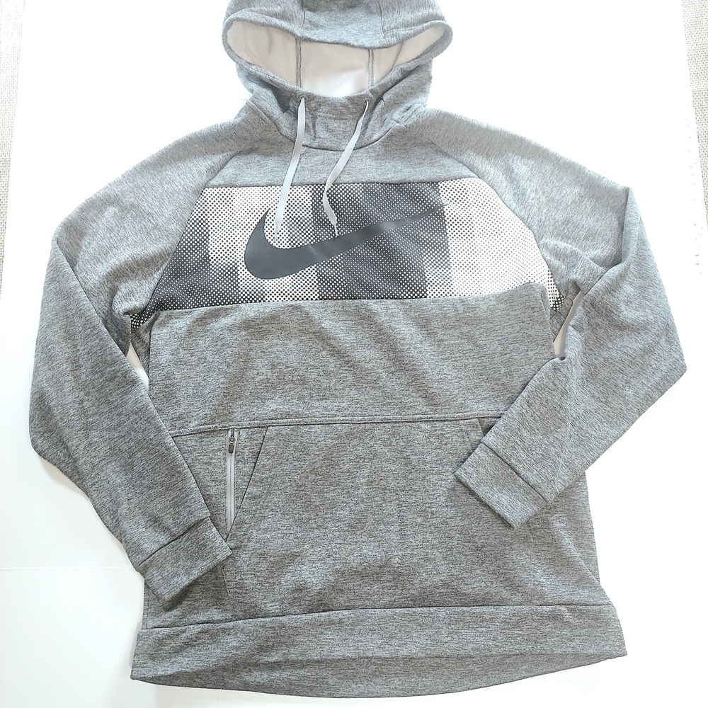 Junior Men's Nike Dri-Fit Grey Pullover Hoodie with Black Swoosh